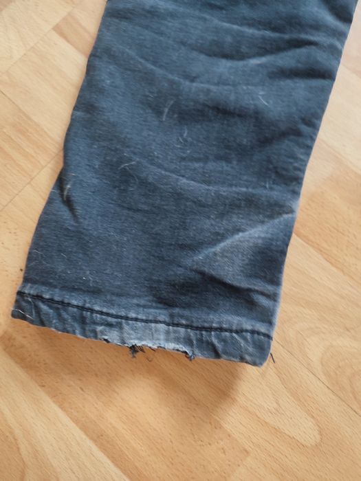 Продам утеплені джинси на хлопця  підлітка 170см,