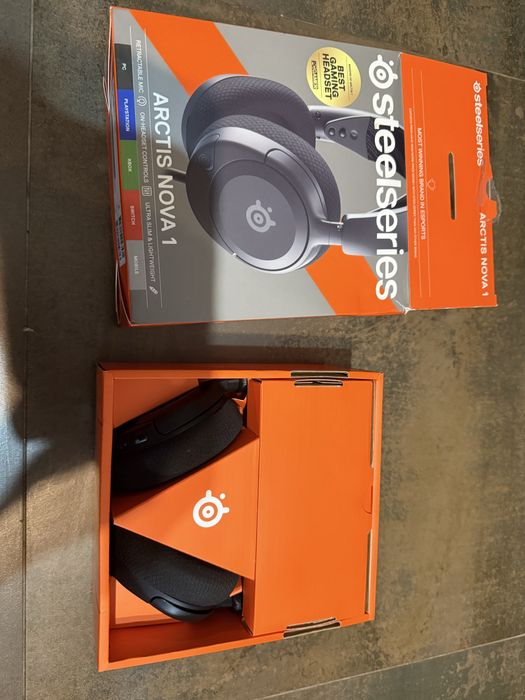 Ігрові безпровідні навушники SteelSeries Arctic  Nova 5! Новий завіз!!