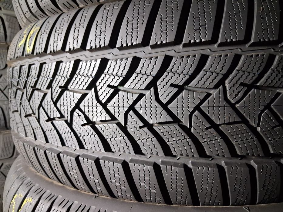 Demo 225/55 R16 Dunlop Winter sport 5 Зимова резина