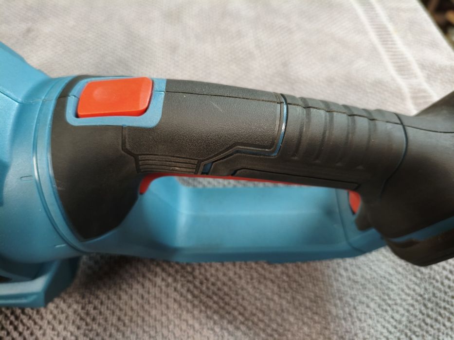 Erbauer nożyce akumulatorowe 18v ext