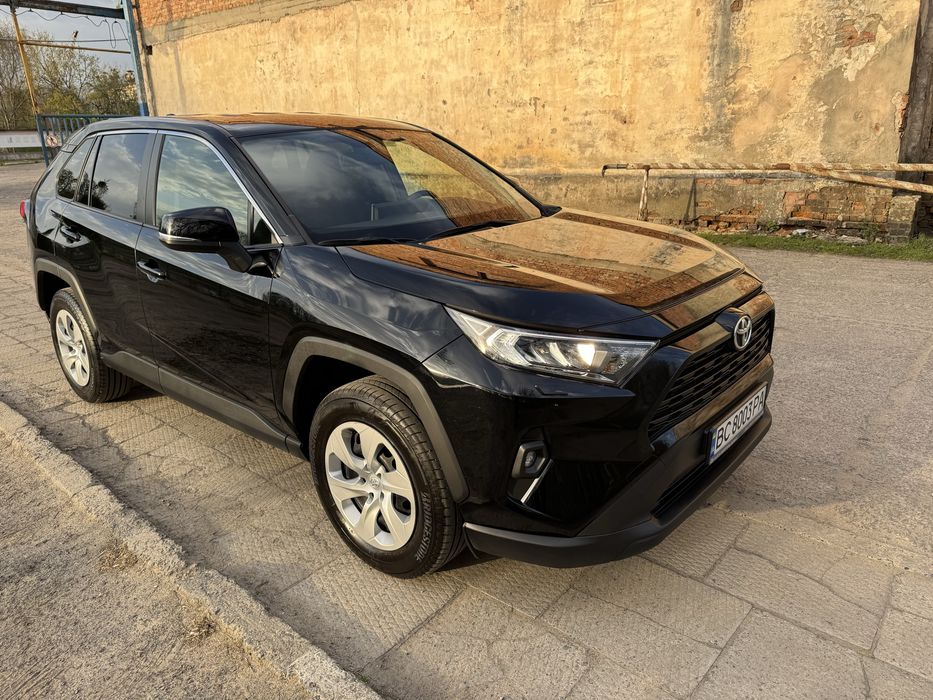 Тойота RAV4 офіційна…