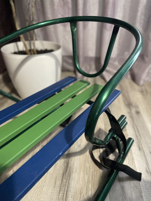 Санки в чудовому стані