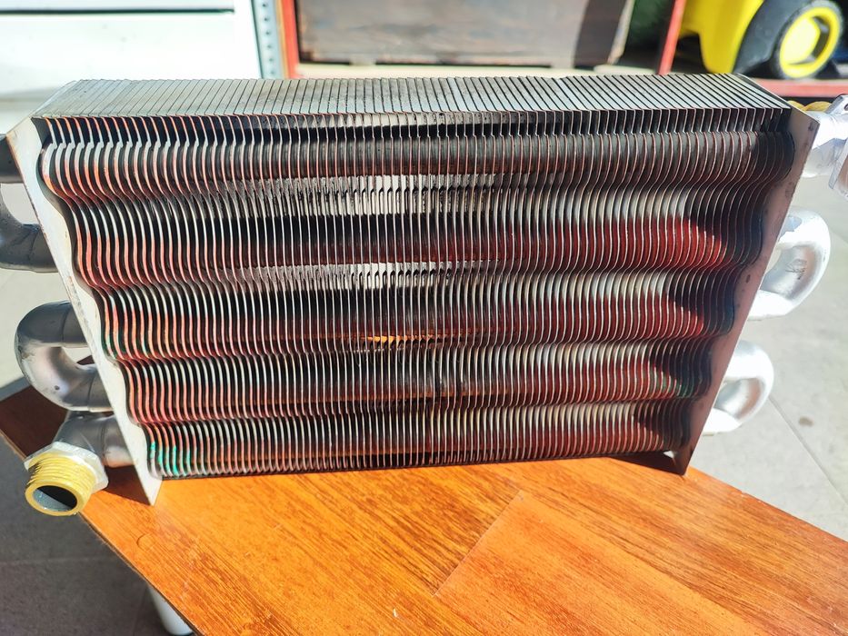 Wymiennik ciepła spaliny -woda kotła Viessmann vitopend 100 WH1B