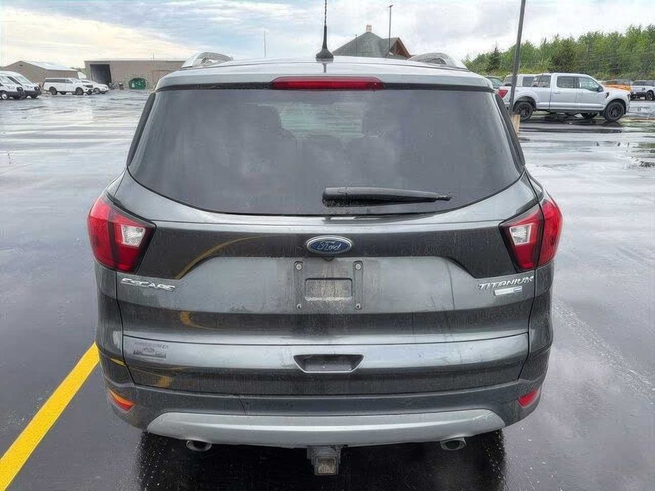 Ford Escape Titanium      2019