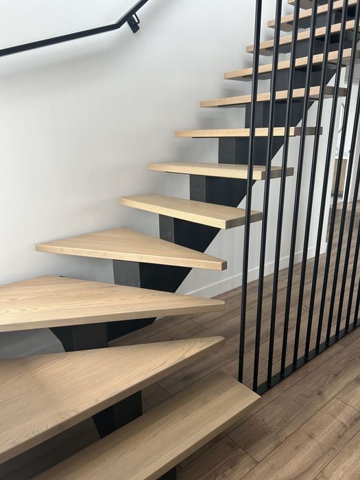 Виробництво  сучасних сходів.