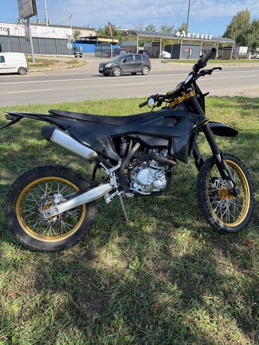 Продам мотоцикл kovi max 300