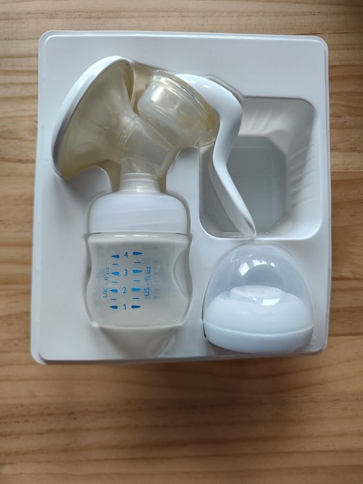 Laktator ręczny Avent natural