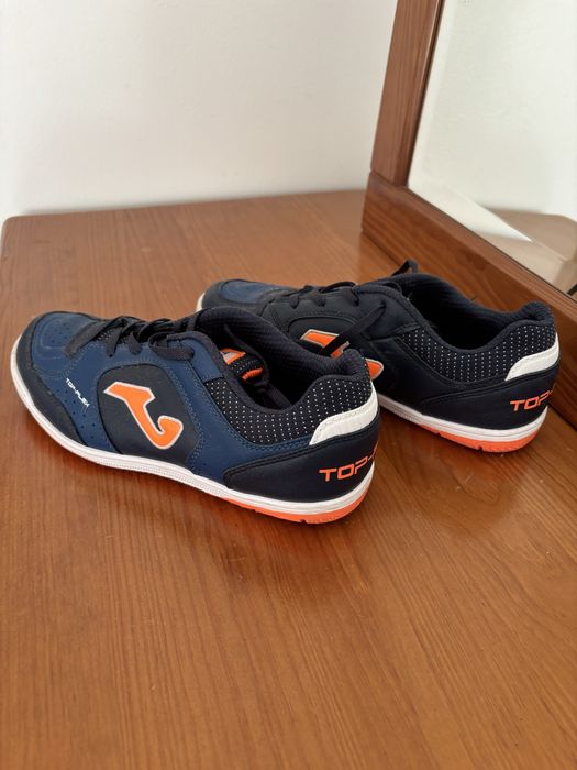 Chuteiras futsal joma