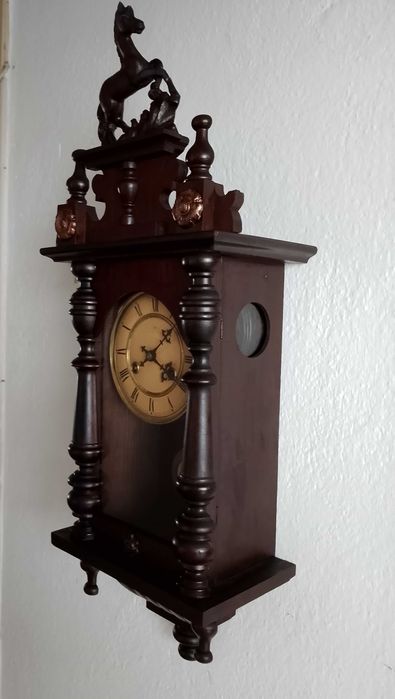 V E N D O Relógio de Parede antigo marca: JUNGHANS