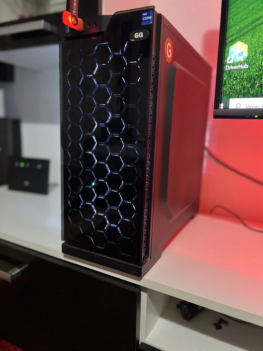 Komputer stacjonarny PC i7 16gb ssd