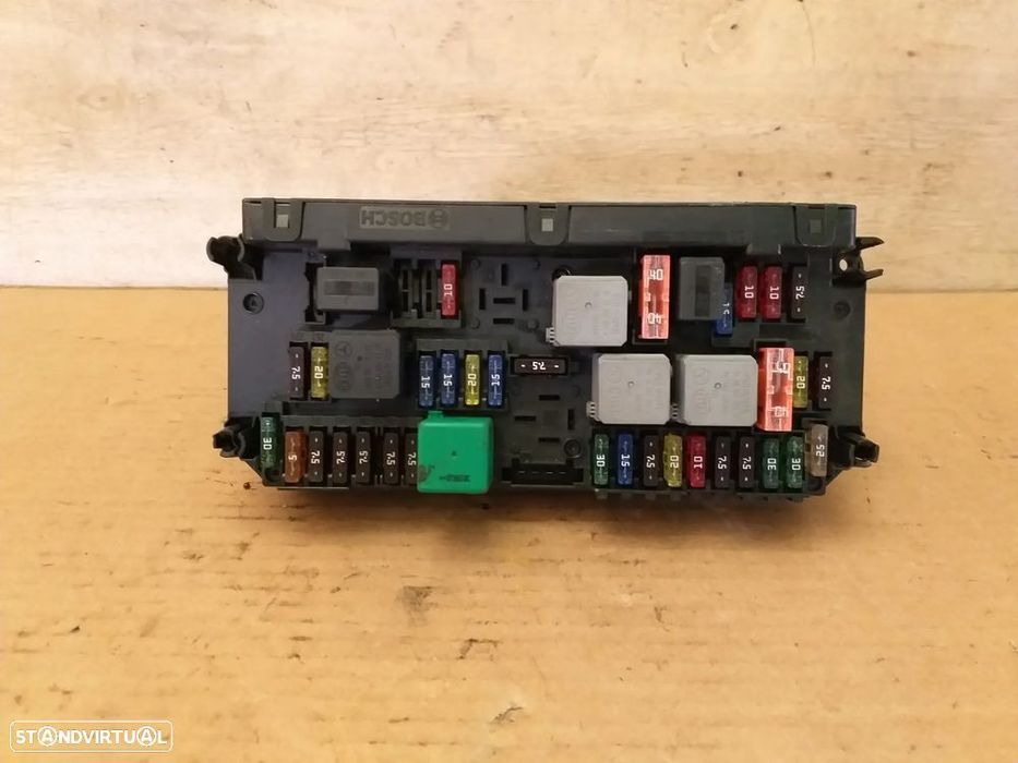 Caixa de fusiveis Sam Mercedes W204 C200 C220 C250 C350 A20454.54501