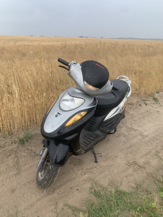 Продам скутер 4 т