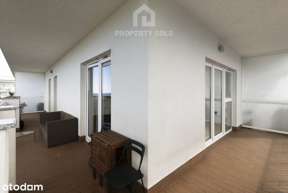 Przestronny apartament z widokiem na zatokę