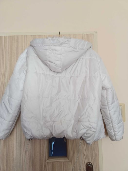 Kurtka lekka biała
