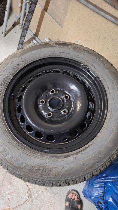 Felgi stalowe + opony zimowe bfgoodrich