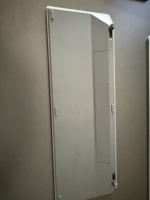 DELL KM7120W PT Combo com Rato ate 3 dispositivos