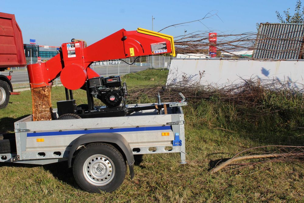 Wynajem piły wahadłowej łuparki.