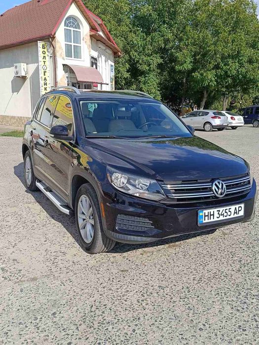 Volkswagen Tiguan 2016 VIN WVGRV7AX5HK015909 фото оголошення 3 з 9