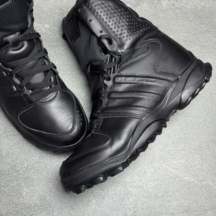 Чорні черевики Adidas 807295 ОРИГІНАЛ 100% 44 р