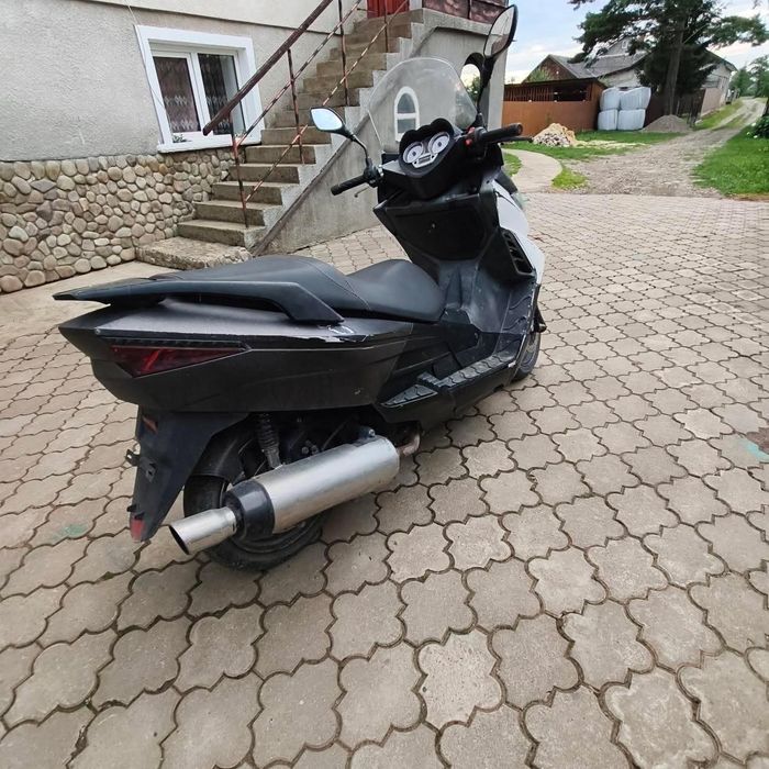 Ямаха Максі 250см³
