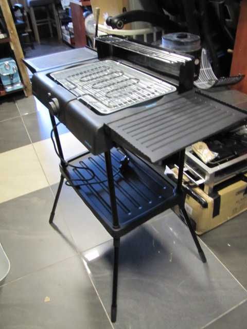 Grill elektryczny Cecotec PerfectSteak 4250