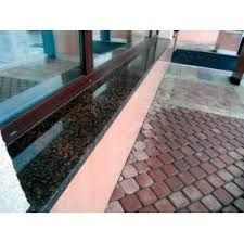 Parapety granitowe na zamówienie zewnętrzne i wewnętrzne