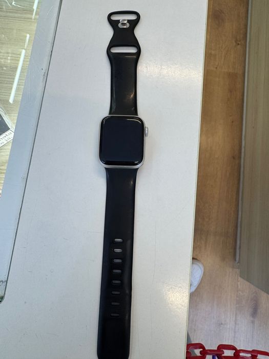 Apple Watch SE (2ª Geração) 40mm – GPS + Cellular – Excelente Estado