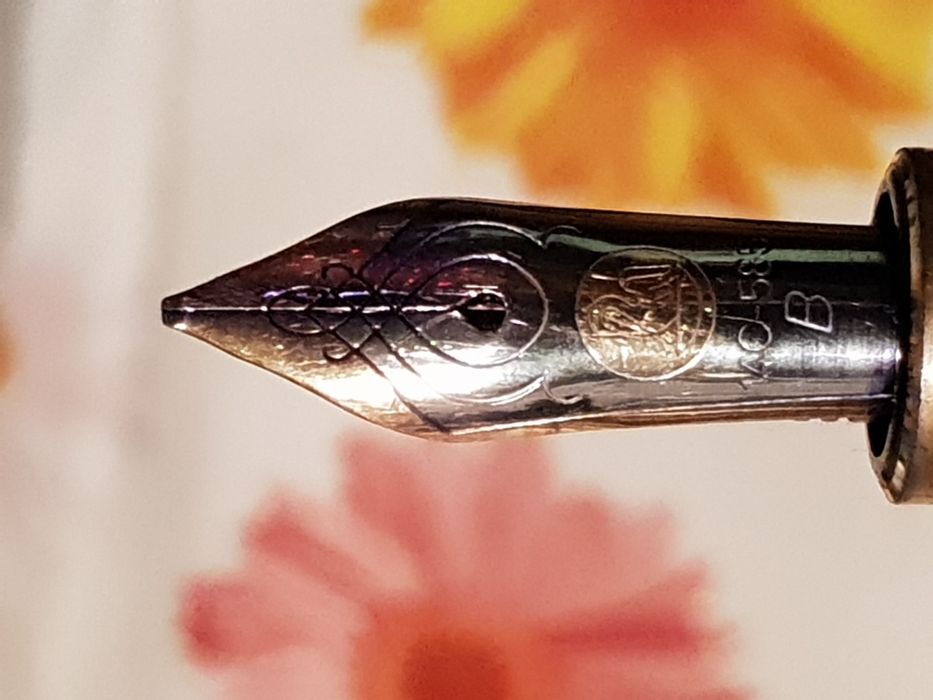 Pelikan M100 White Fountain Pen "STORMTROOPER",  West Germany