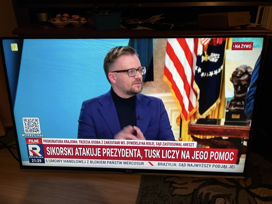 Telewizor Lg 42 cale 42LB671V dvb-t2 smart tv netflix youtube