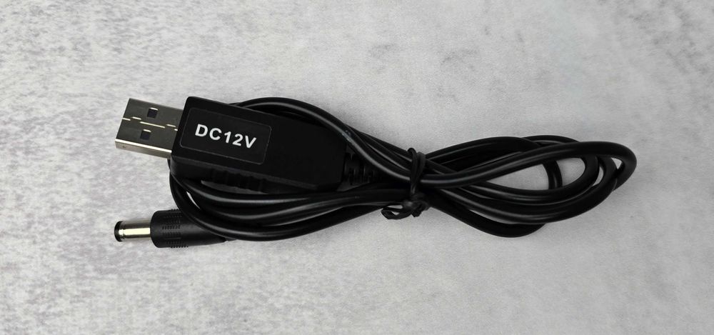 Кабель живлення до роутеру від повербанку (USB to 12V) 1м Новий