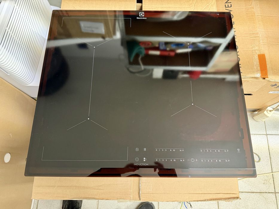 Płyta indukcyjna electrolux CIV634