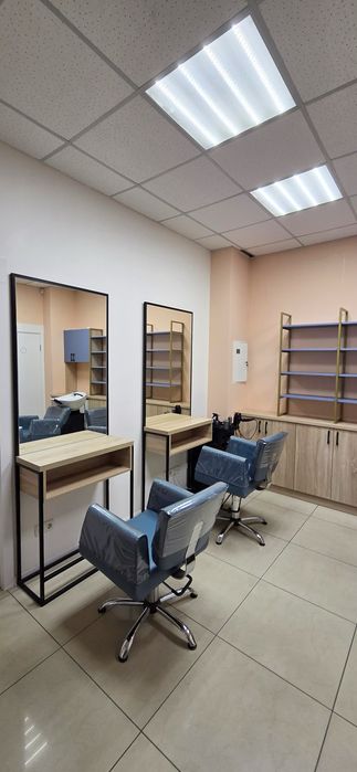 Продам салон краси у центрі міста (не приміщення)
