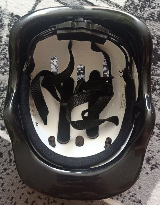 Dziewczęcy kask rowerowy
