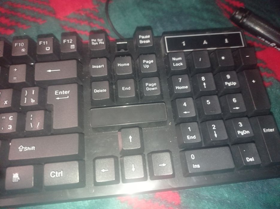 Клавиатура с подсветкой