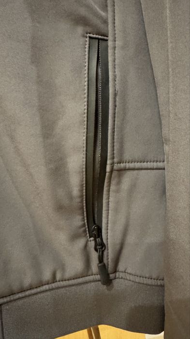 Casaco Stone Island soft shell