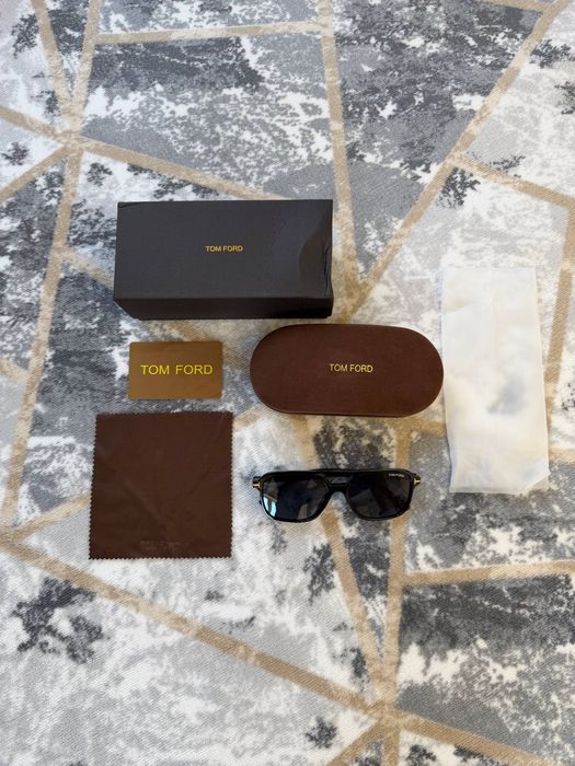Очки Tom Ford,Остался ВСЕГО ОДИН Комплект,Солнцезащитные очки Tom Ford