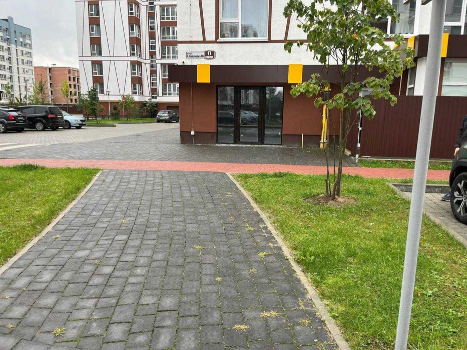 Оренда комерційного приміщення ЖК «Опришівська Слобода»