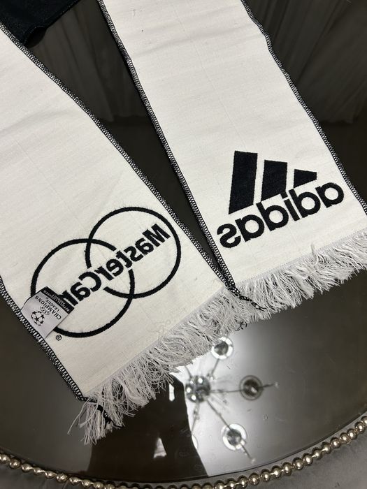 Жіночий комплект шапка, шарф та рукавички