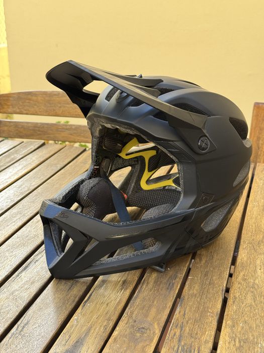 Capacete Troy Lee Design Stage Black M (57-59) Enduro / DH