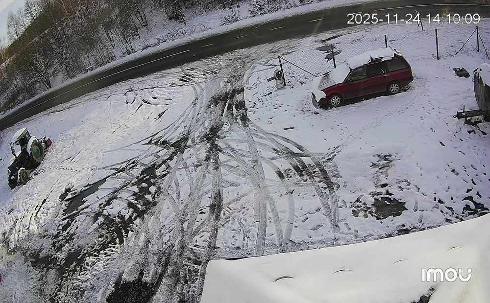 Продаж паста б3 1990 року 1.8 бензин у хорошому стані .