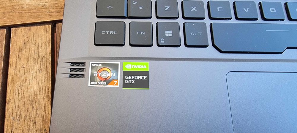 Asus Rog Zephyrus g14 1TBSSD/32 GB RAM