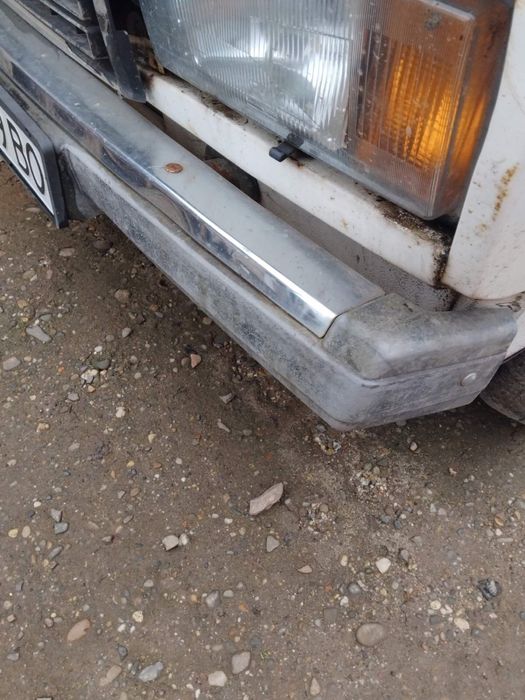 Бампер на  2107 запчастини ваз