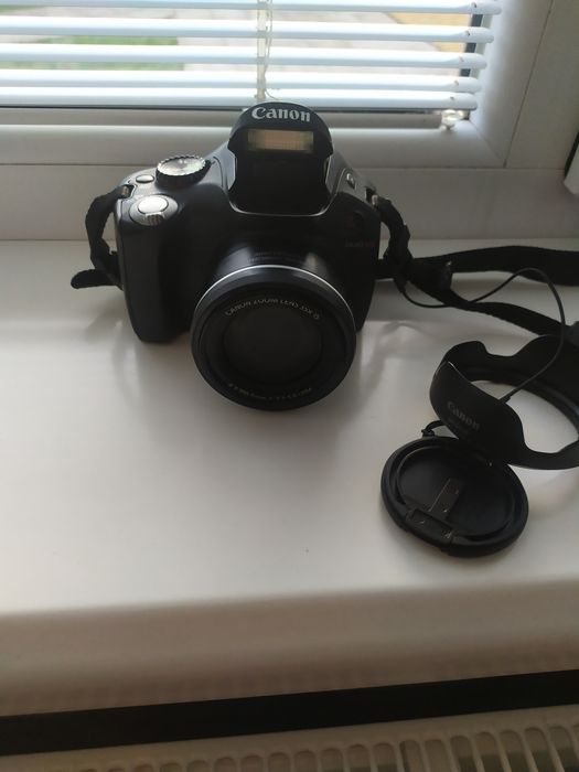 Фотоапарат Canon