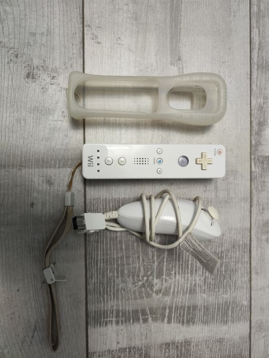 Kontroler pilot Nintendo Wii Remote i Nunchuck