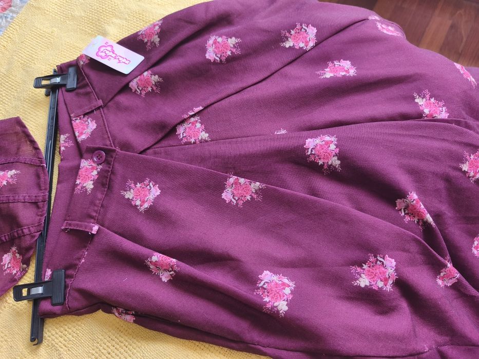 Conjunto calças e top floral
