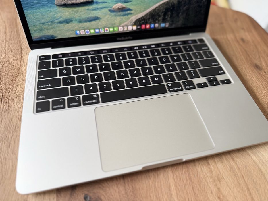 Macbook Pro 13” A2251 16/512GB touchbar stan idealny+