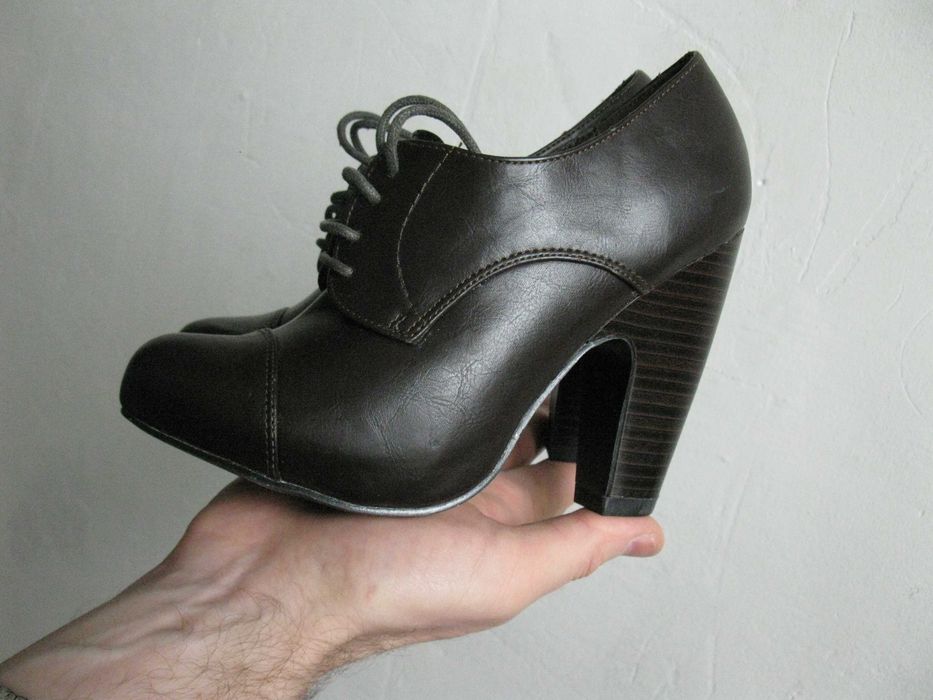 Ботильоны  Centro на каблуке размер 36 стелька 23 см