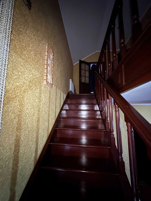 Продам будинок на 4 кімнати в центрі Стрижавки 5330