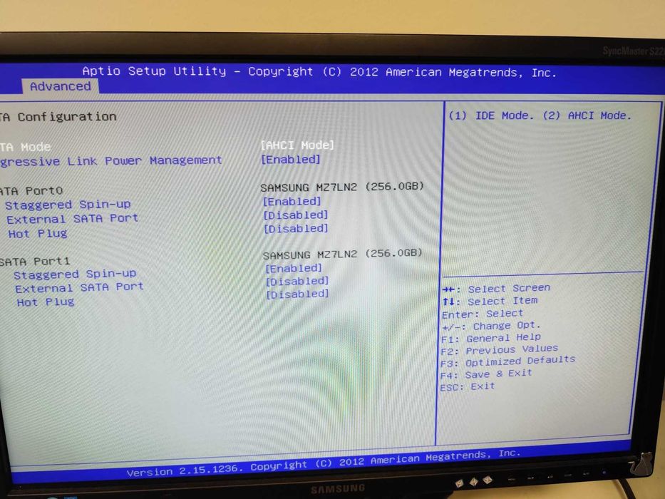 Fujitsu Celsius M730power - 32GB - Xeon E5-1620 2 x 256GB SSD