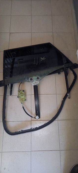 Стекло и механизм Ауди  А6